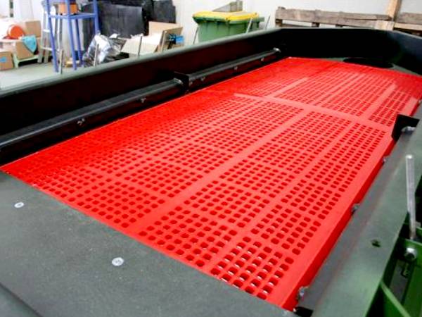 Polyurethane sieve plate